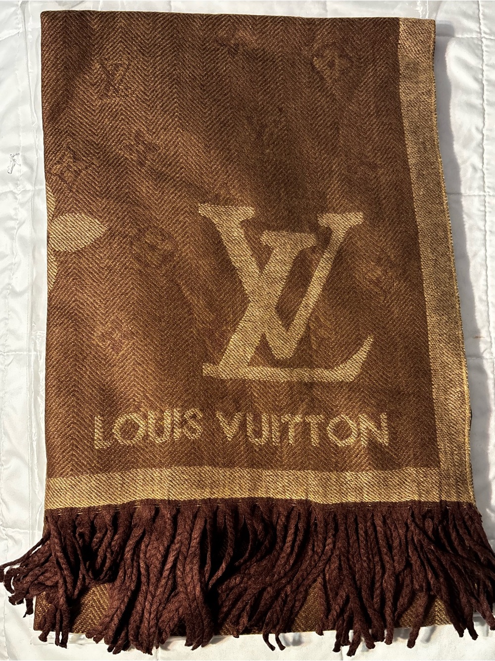 Brand New FASHION Brown Signature Monogram Scarf